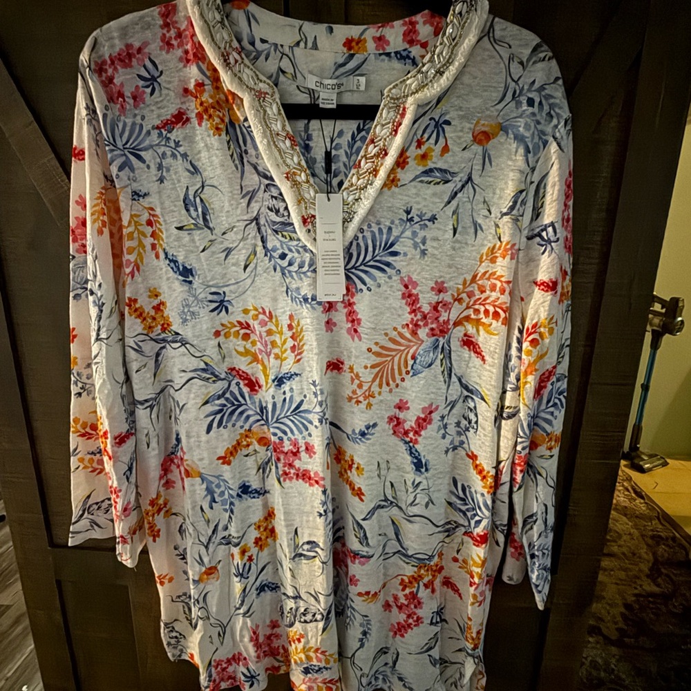 Chico's Multicolor Floral V-Neck Top